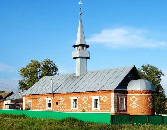Мечеть в селе Исенбаево