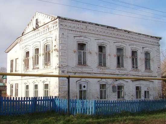 Здание волостного правления с.Исенбаево
