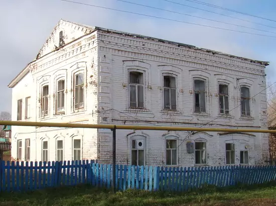 Здание волостного правления с.Исенбаево