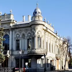 Дом Ушковой